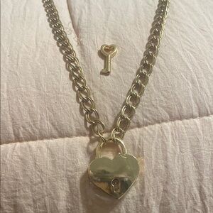 Gold Heart Lock Necklace Tarnish resistant Brand New